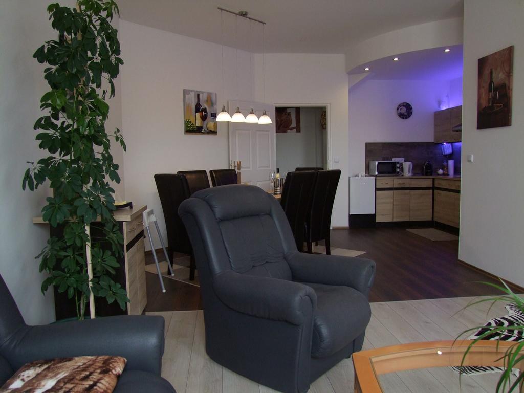Korzo Apartman Кесег Екстер'єр фото