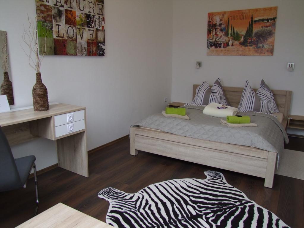 Korzo Apartman Кесег Екстер'єр фото